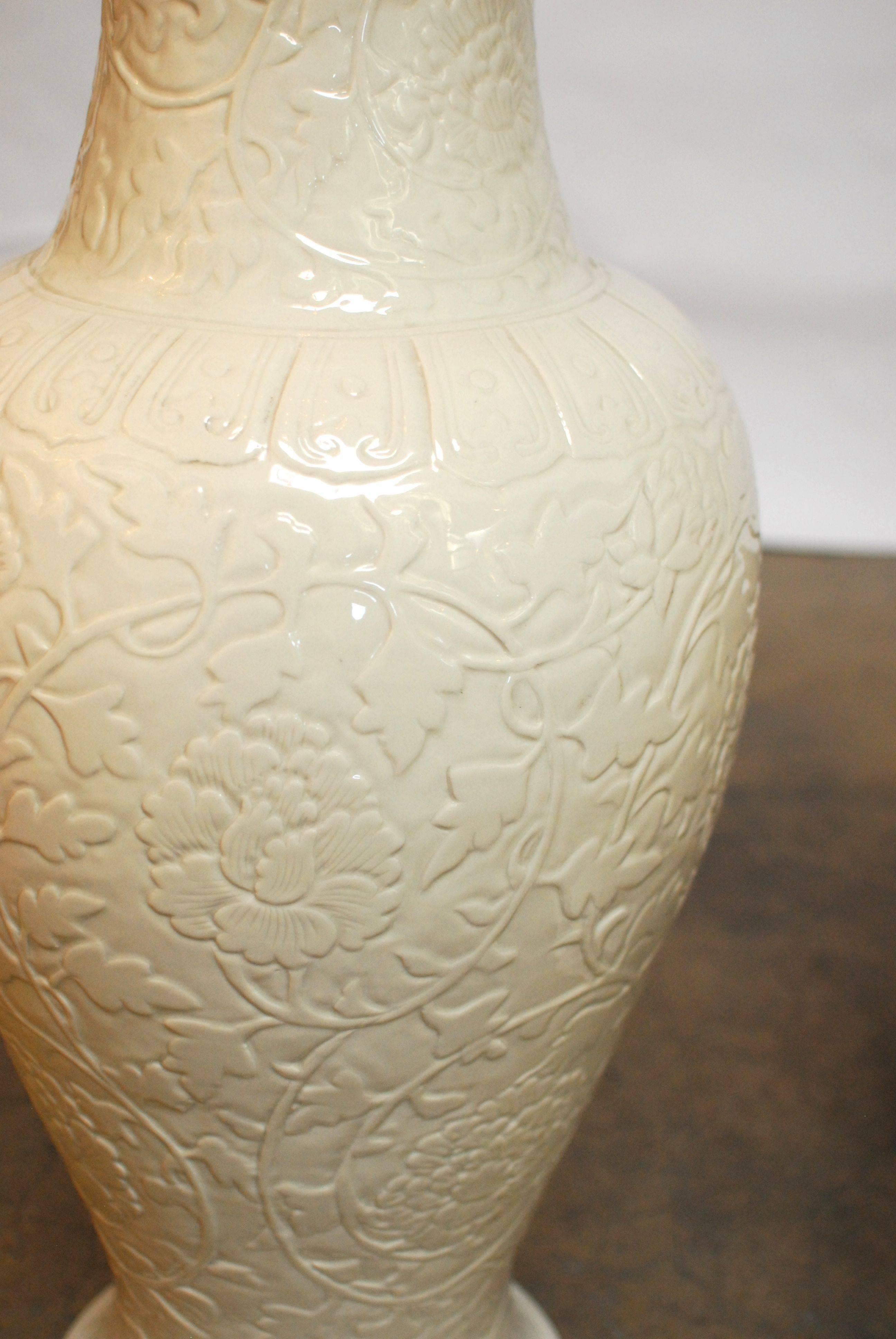 Pair of Chinese Porcelain Blanc De Chine Vases In Excellent Condition In Rio Vista, CA