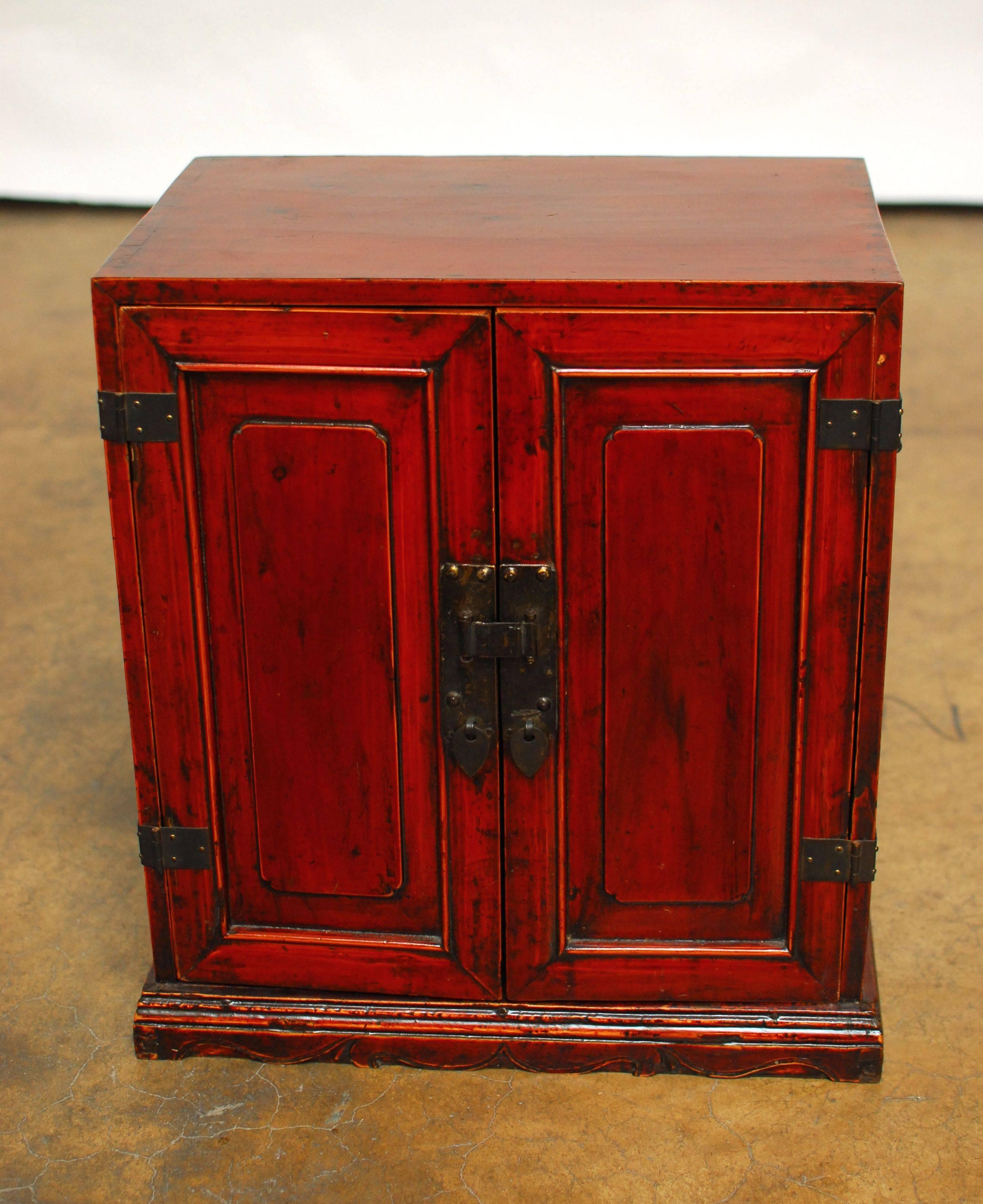 Chinese Export Chinese Red Lacquer Cabinet
