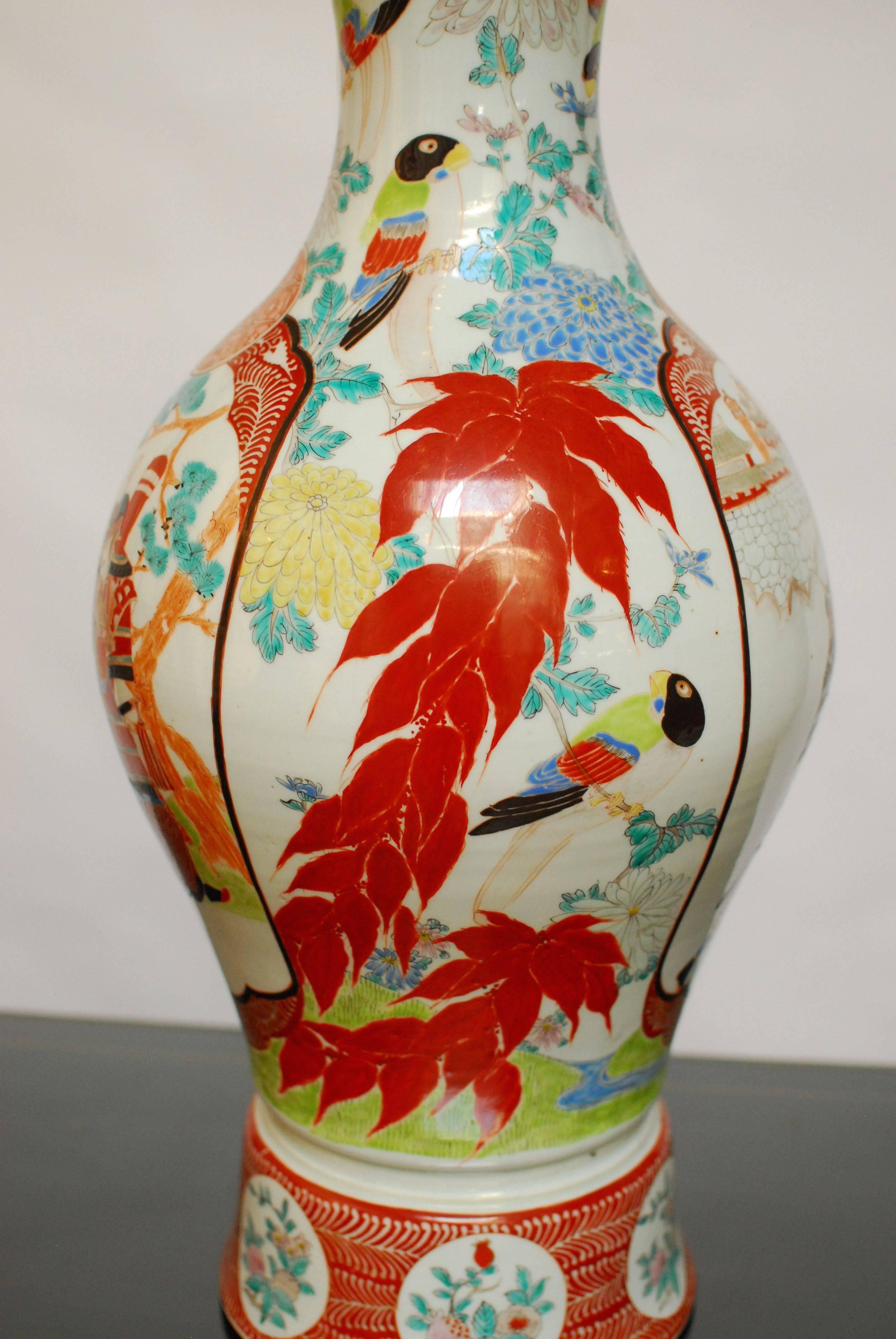 20th Century Chinese Porcelain Urn Table Lamp