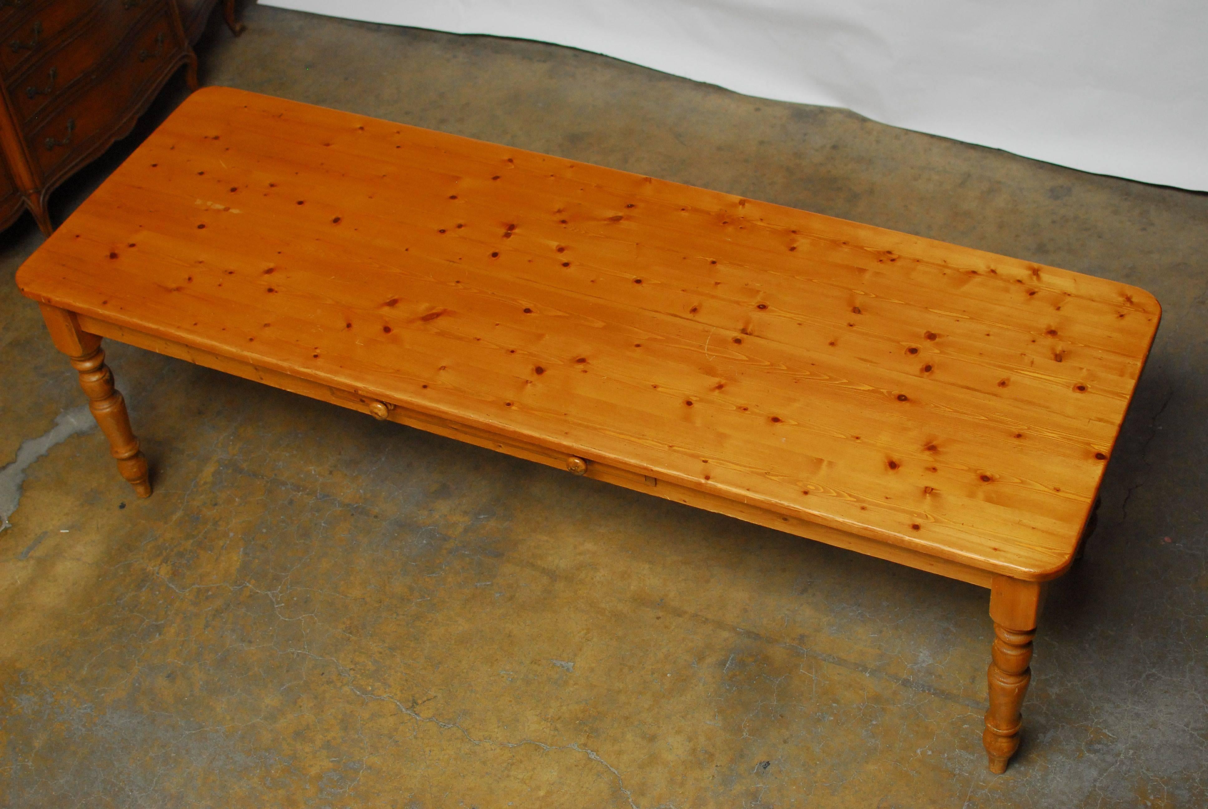 Country Pine Farm Table