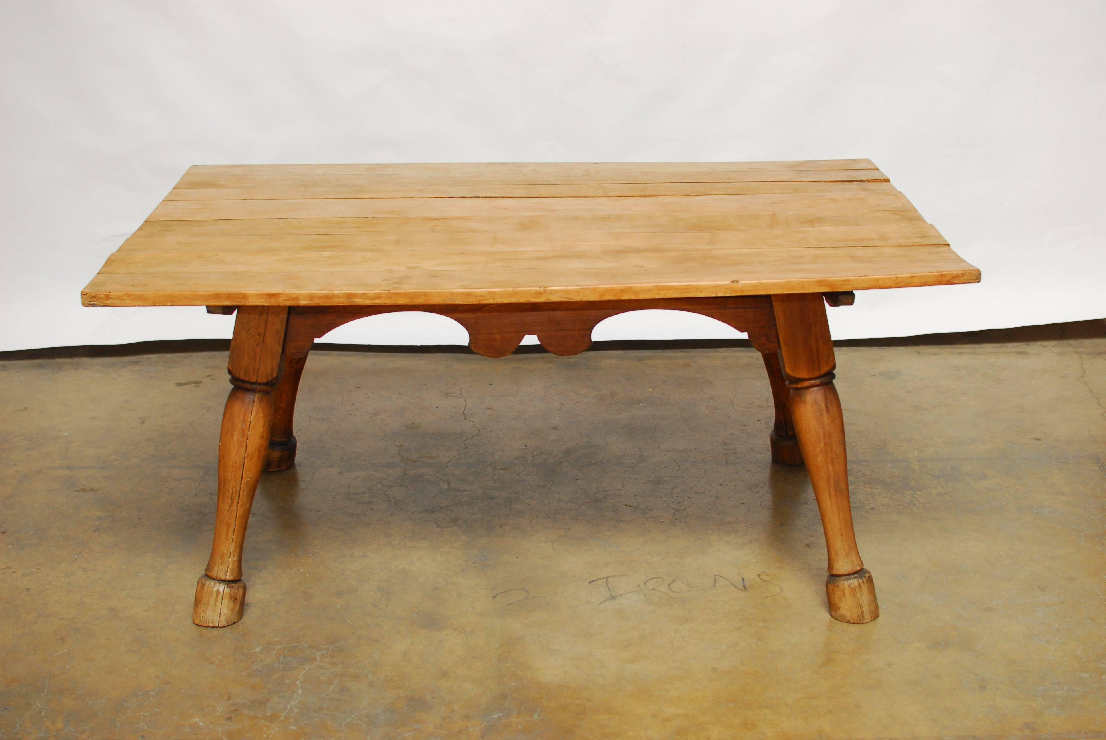 19th Century English Tavern Table with Horse Legs 2