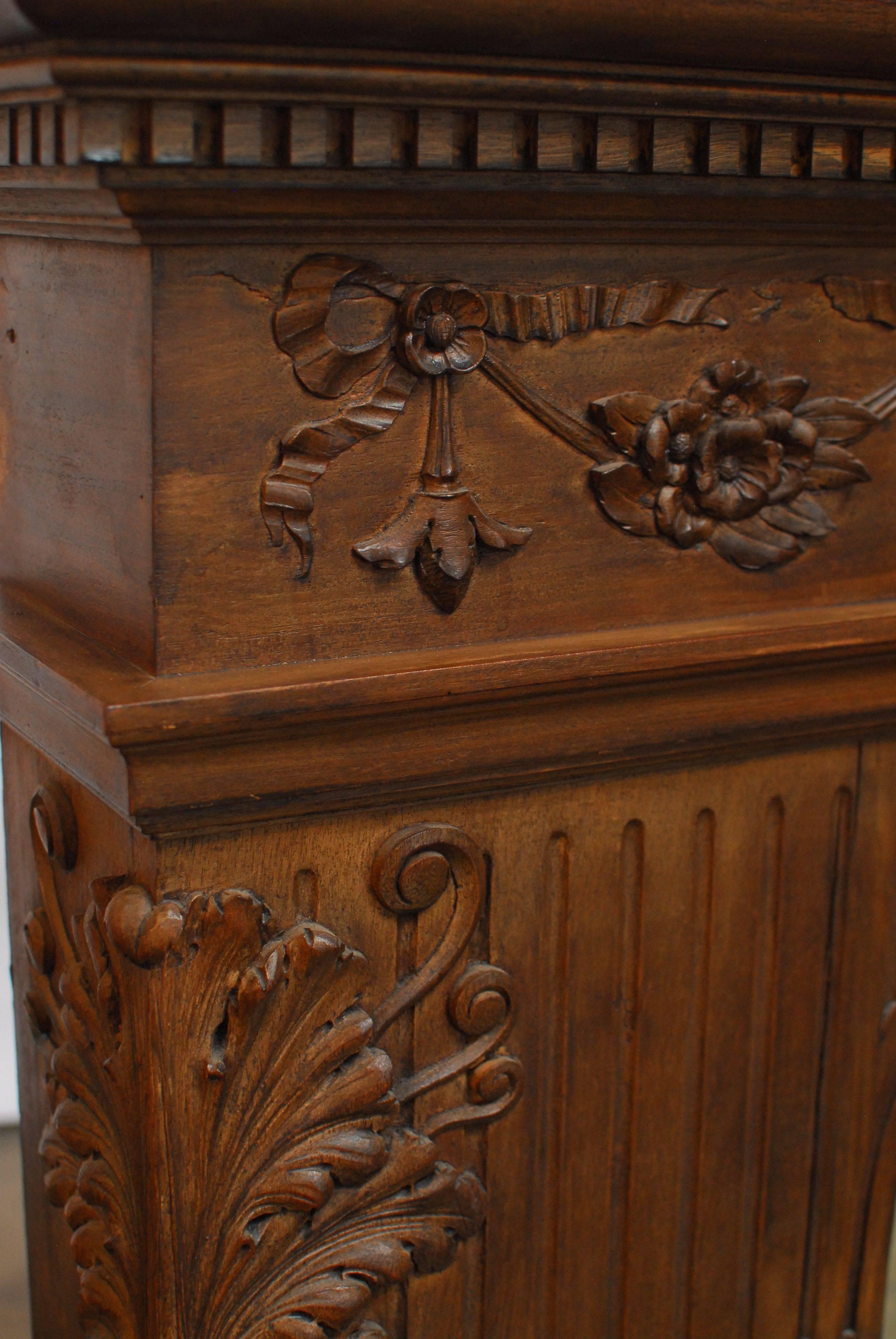 English 19th Century Neoclassical Carved Overmantel Mirror