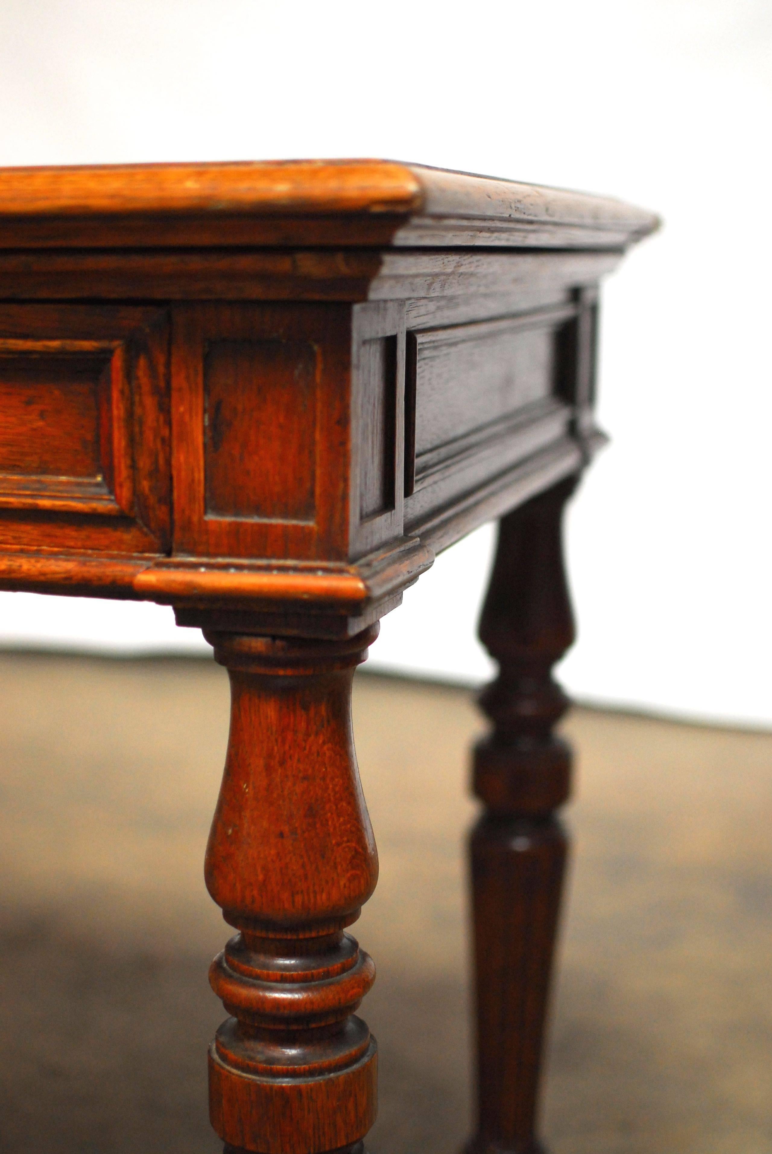 19th Century English Desk with Folding Privacy Walls 1
