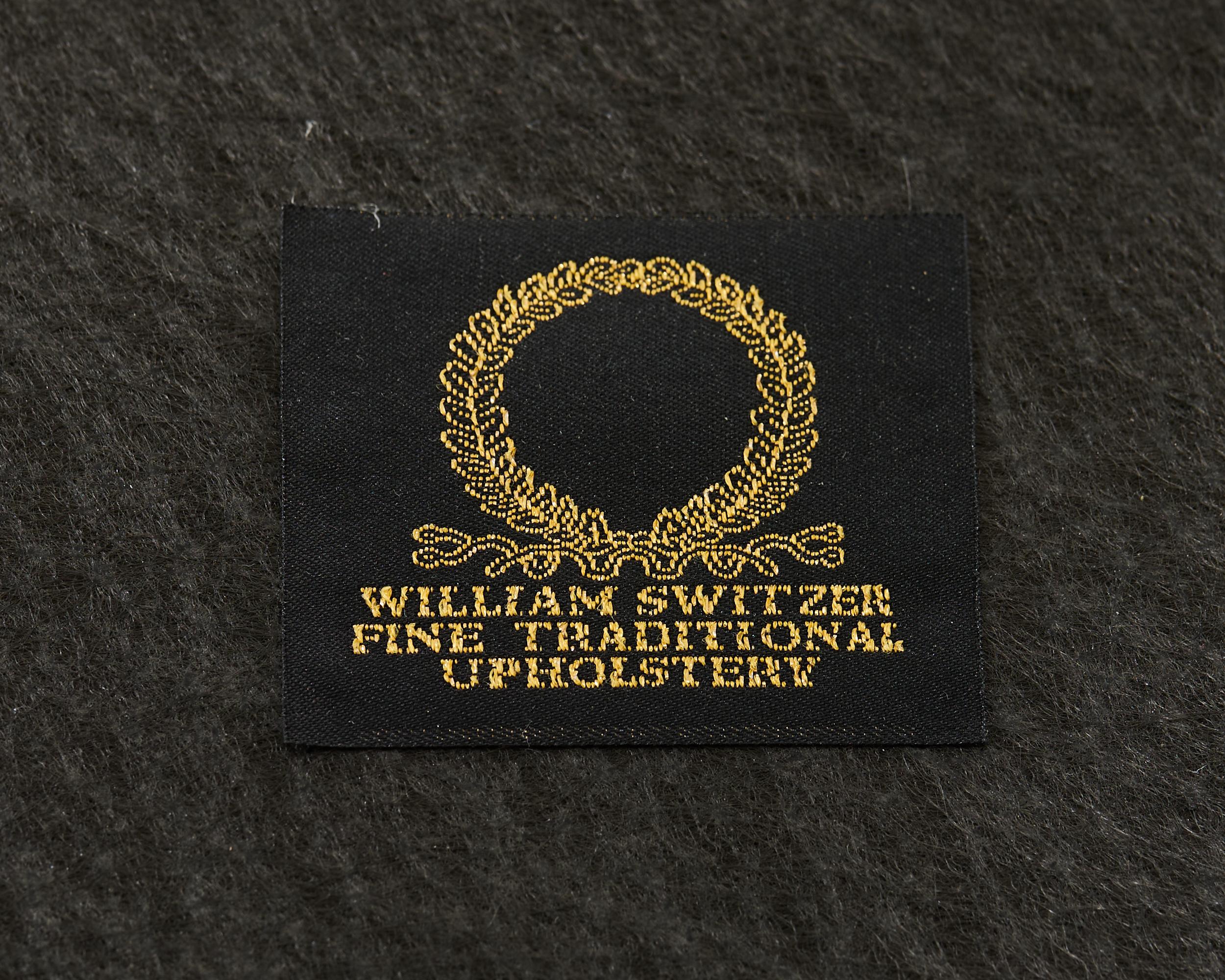 Satz von acht William Switzer Louis XVI-Schild Rücken Esszimmerstühle im Angebot 11