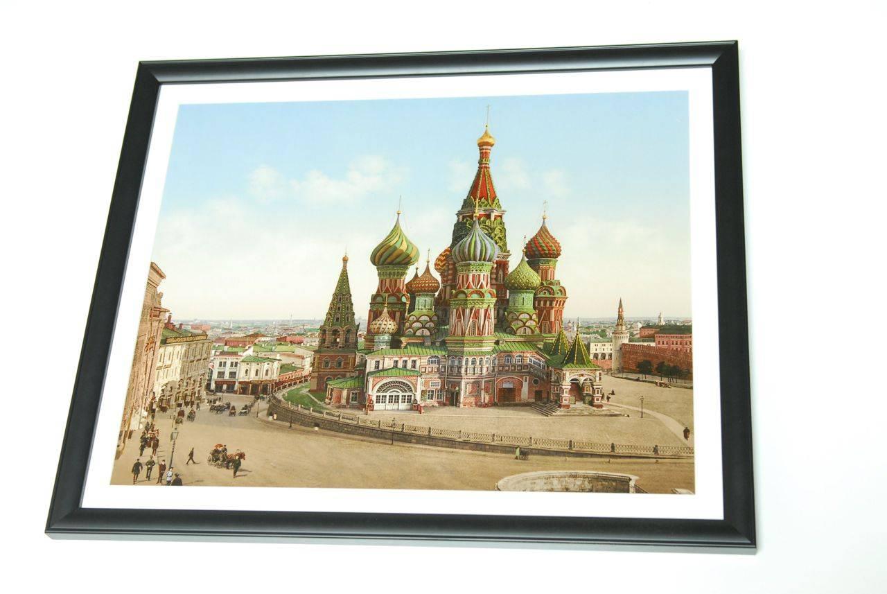 19th Century Photochrom Chromolithograph of the Kremlin Moscow, Russia In Excellent Condition In Rio Vista, CA