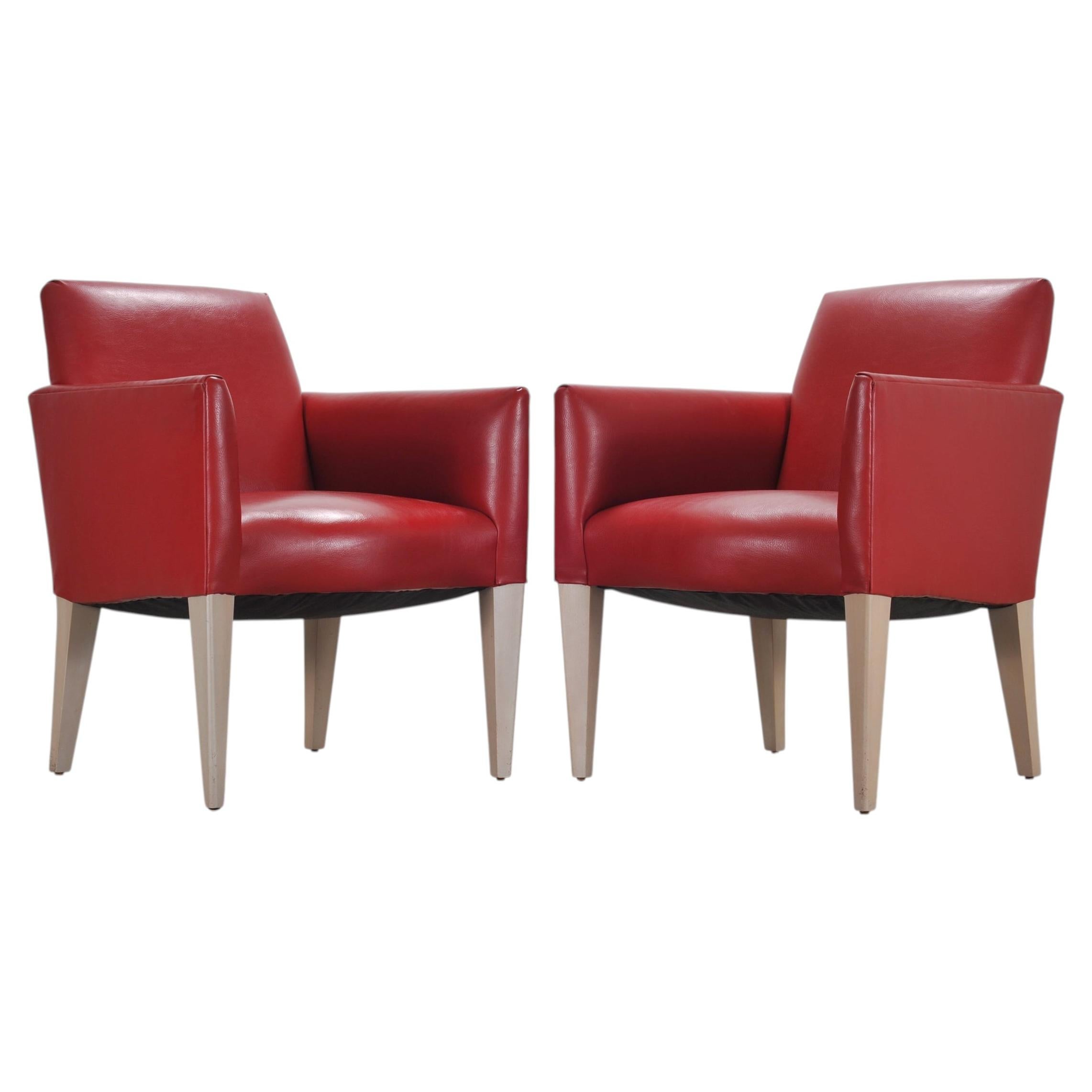 Ein Paar rote Ledersessel im italienischen Art-déco-Stil im Angebot