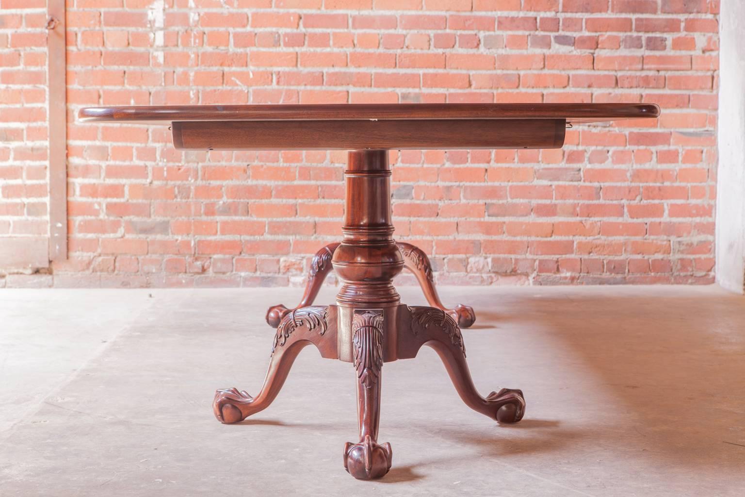 Hand-Crafted Fine Georgian Two Pedestal Mahogany Dining Table by Henredon
