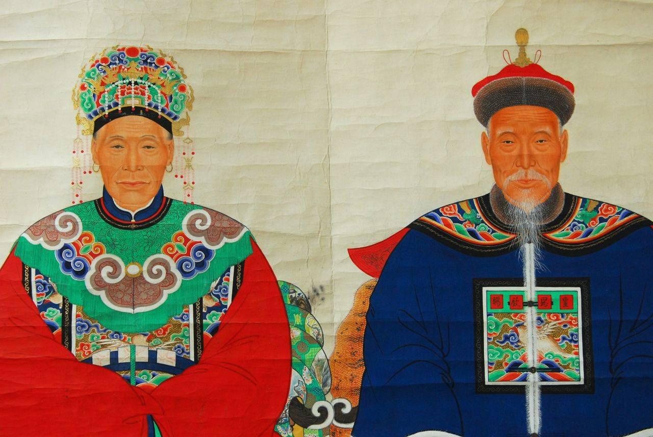 Qing Peinture sur rouleau ancestrale du patriarche et de la matriarche de Chine en vente