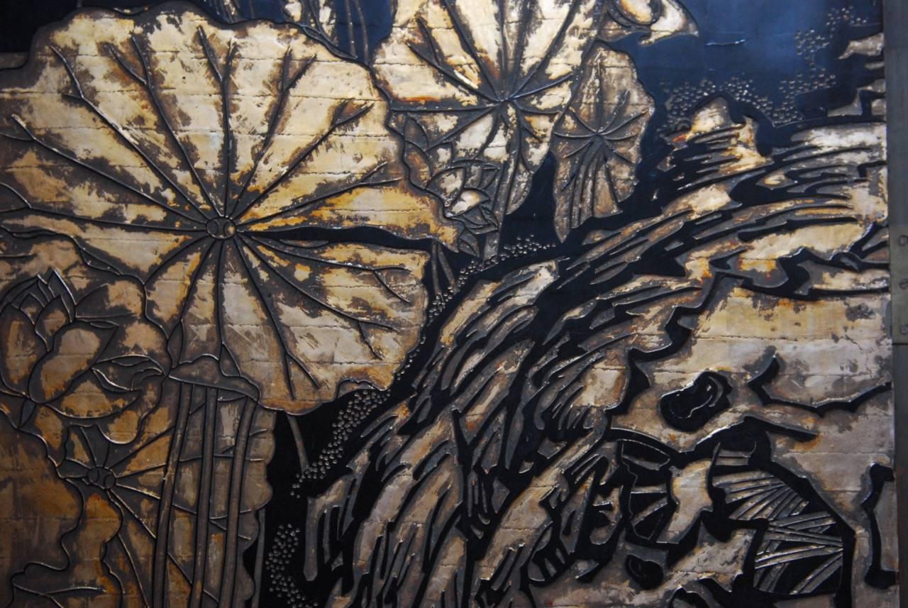Early 20th Century Chinese Lacquered 12-Panel Coromandel Screen 2