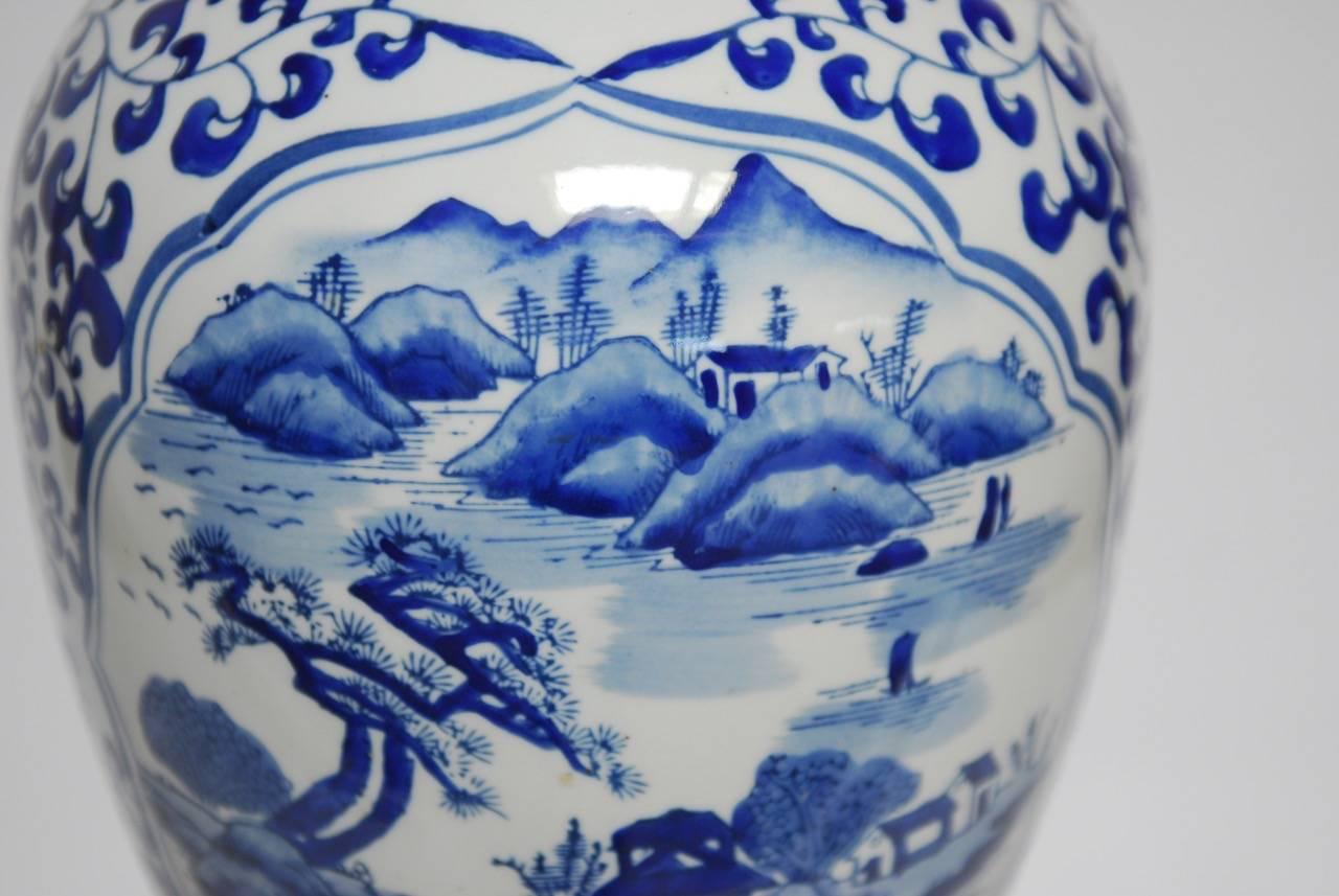 Chinese Blue and White Porcelain Ginger Jar Table Lamp 2