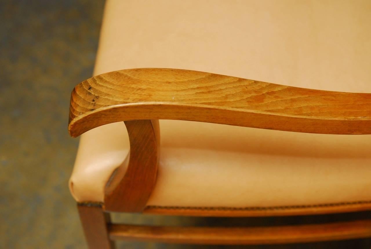 Mid-Century Modern Pair of Mid-Century Mahogany and Leather Library Chairs