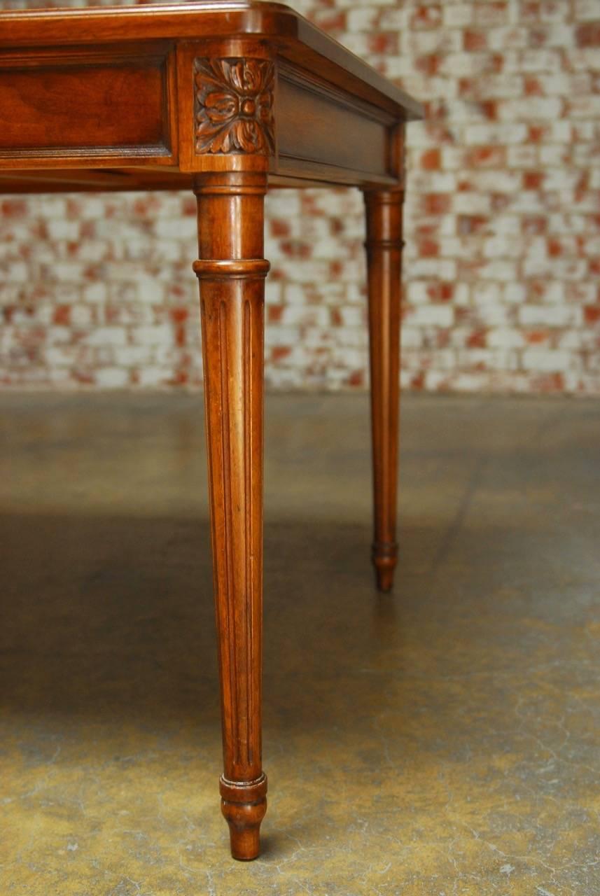 20th Century French Louis XVI Style Mahogany Dining Table with Leaves