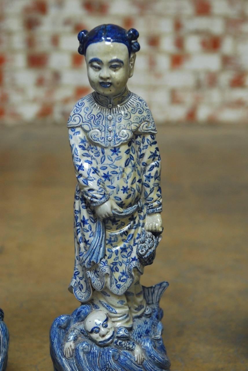 chinese blue and white porcelain figurines