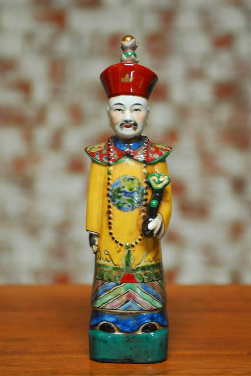 Set of Six Chinese Porcelain Qing Emperor Figural Group In Excellent Condition In Rio Vista, CA