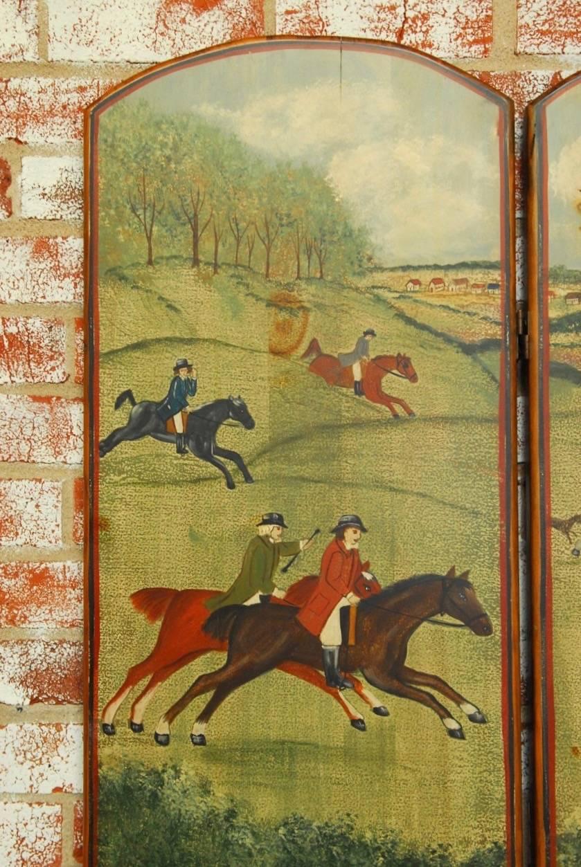 English Hand-Painted Fox Hunt Wooden Dressing Screen In Excellent Condition In Rio Vista, CA