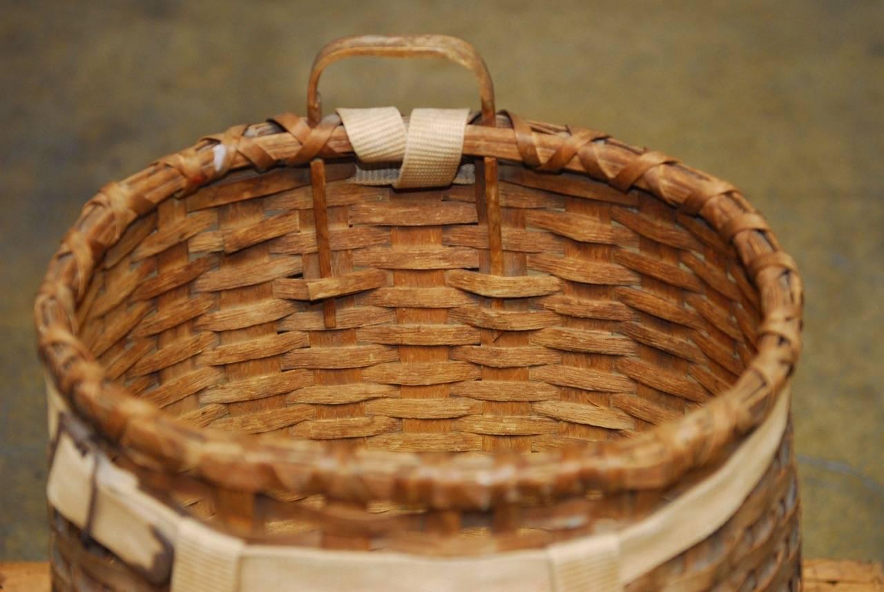 vintage trappers basket