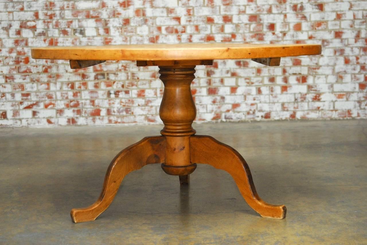 round pine dining table
