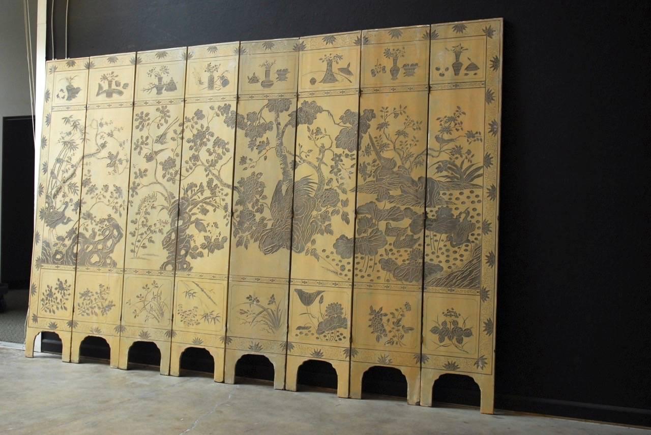 Chinese Eight-Panel Monochromatic Ivory Coromandel Screen 3