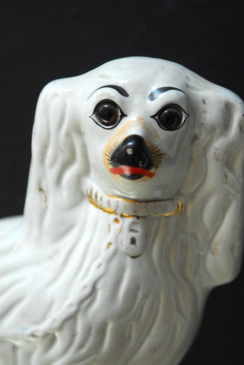 Pair of English Staffordshire Glazed Ceramic Dogs In Good Condition For Sale In Rio Vista, CA