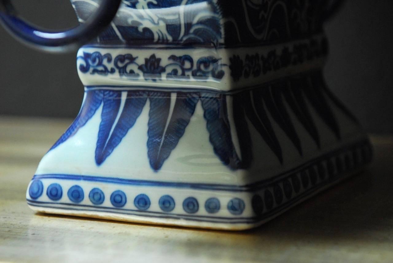 Hand-Crafted Chinese Blue and White Porcelain Dragon Bud Vase Tulipiere
