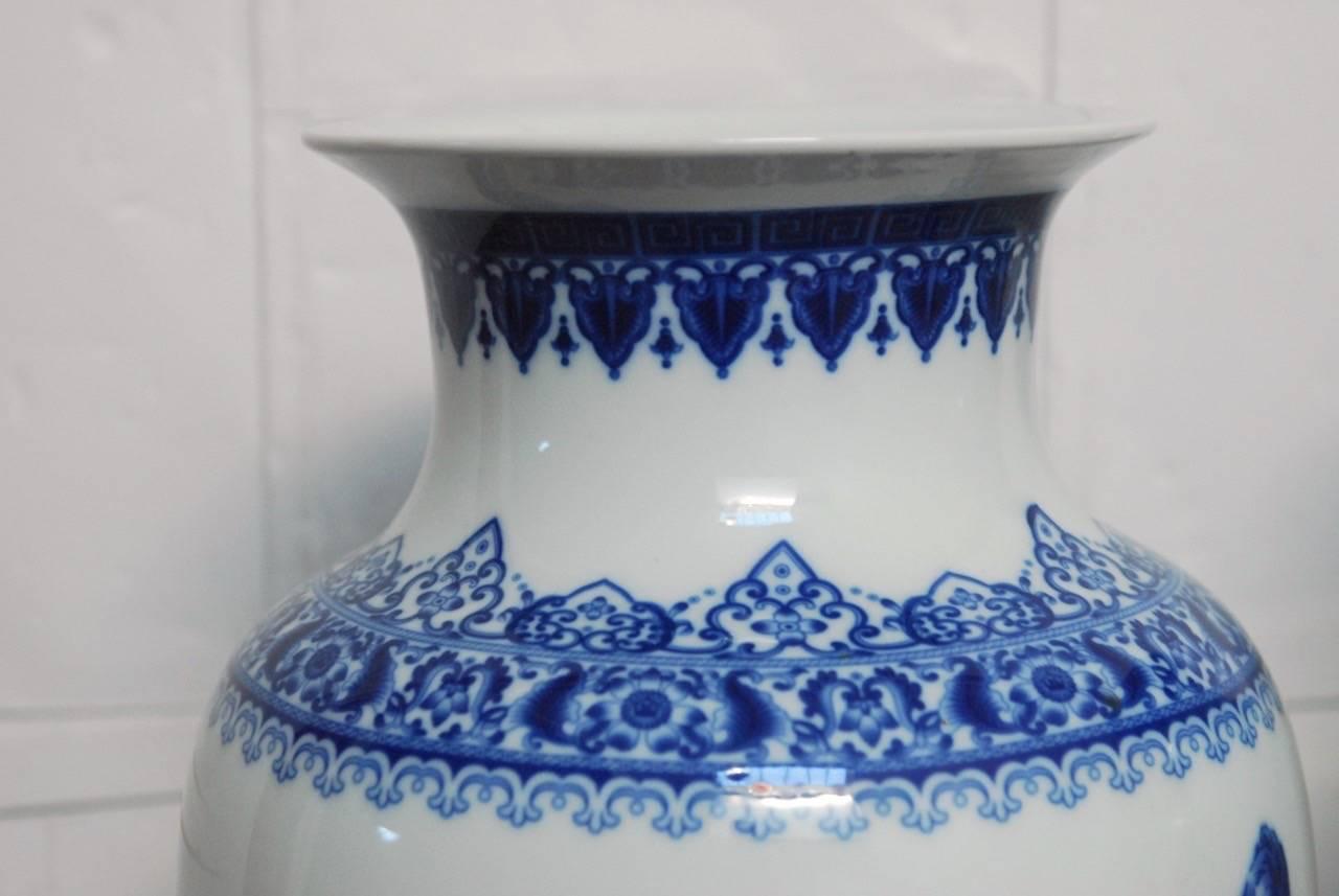 Pair of Large Chinese Export Blue and White Porcelain Vases 2