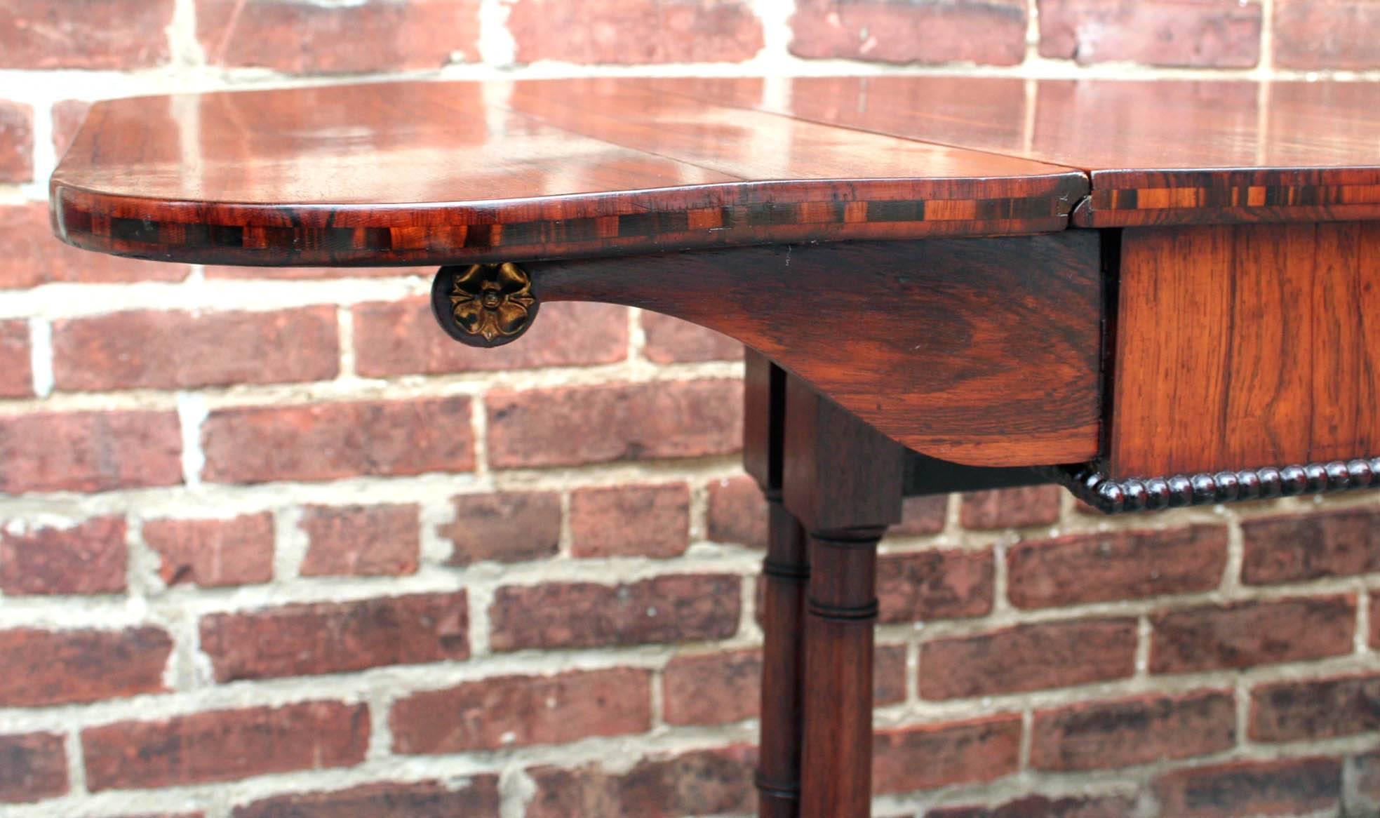 Fine English Regency Rosewood Sofa Table, Early 19th Century For Sale 2