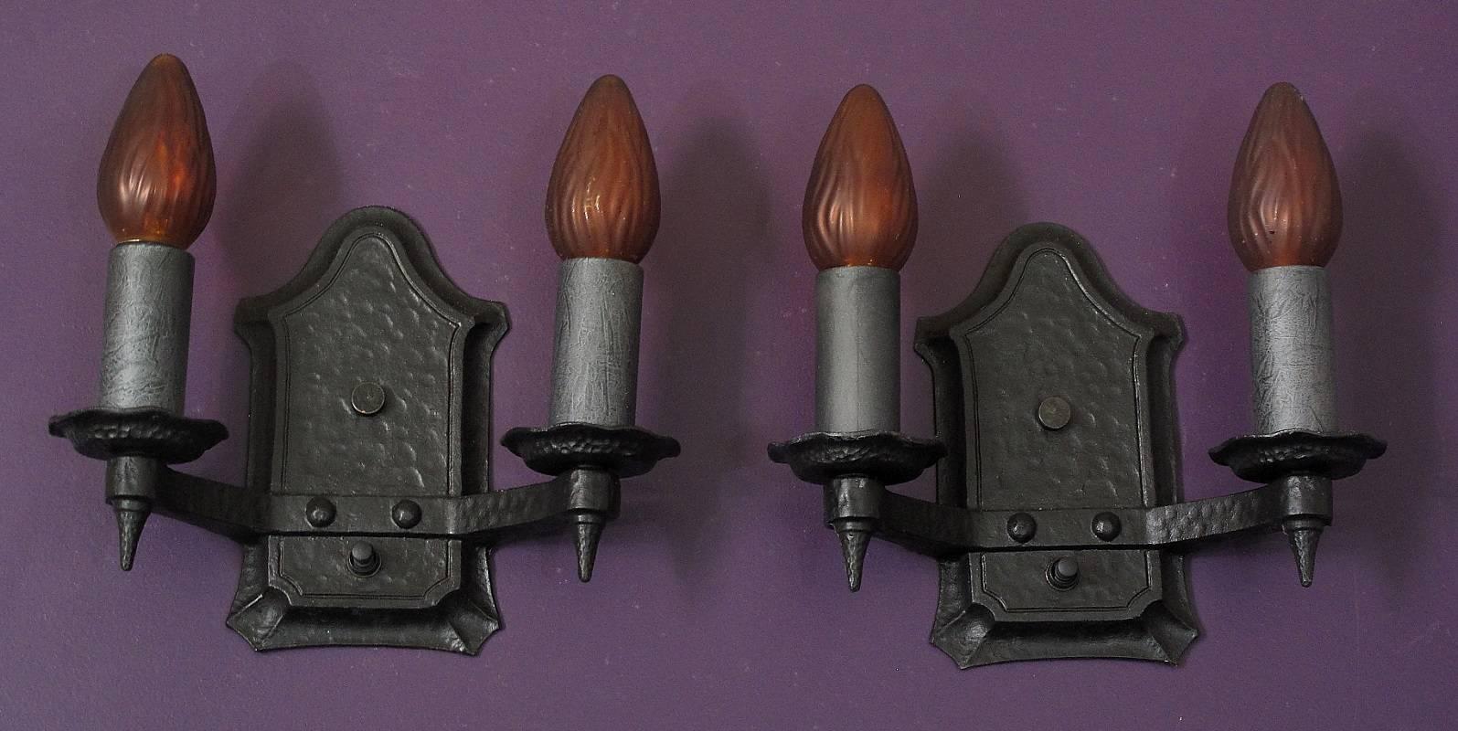 Arts and Crafts Pair of 1920s Cast Iron Sconces For Sale