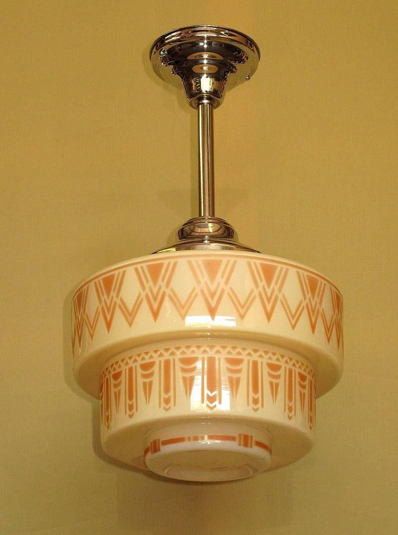 Mid-20th Century 1930s Tan Art Deco Design on Tiered Custard Glass Shade