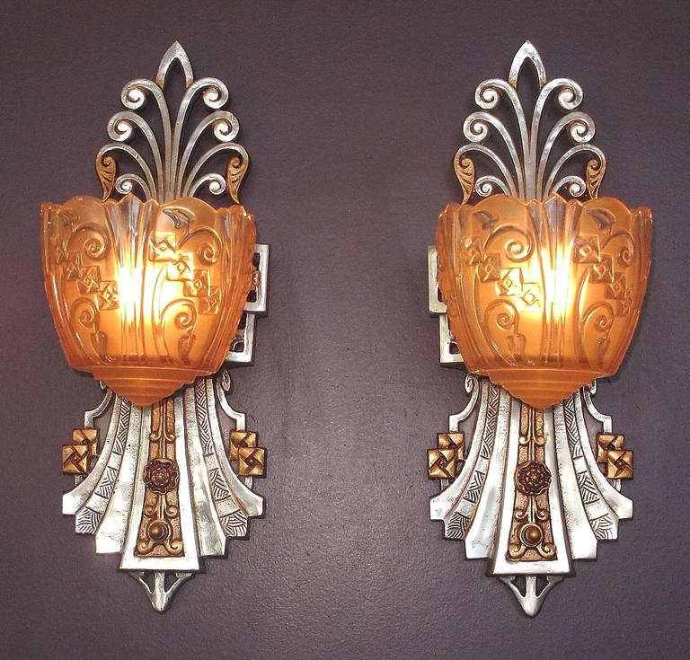 Five Very Deco Vintage Wall Sconces by Lincoln, circa 1930 For Sale at