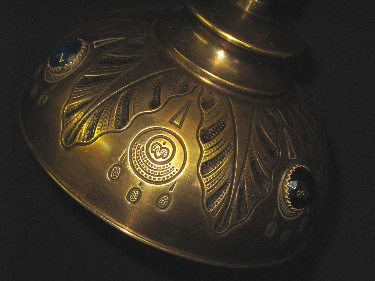 Early 20th Century Jeweled European Art Nouveau Table Lamp 4