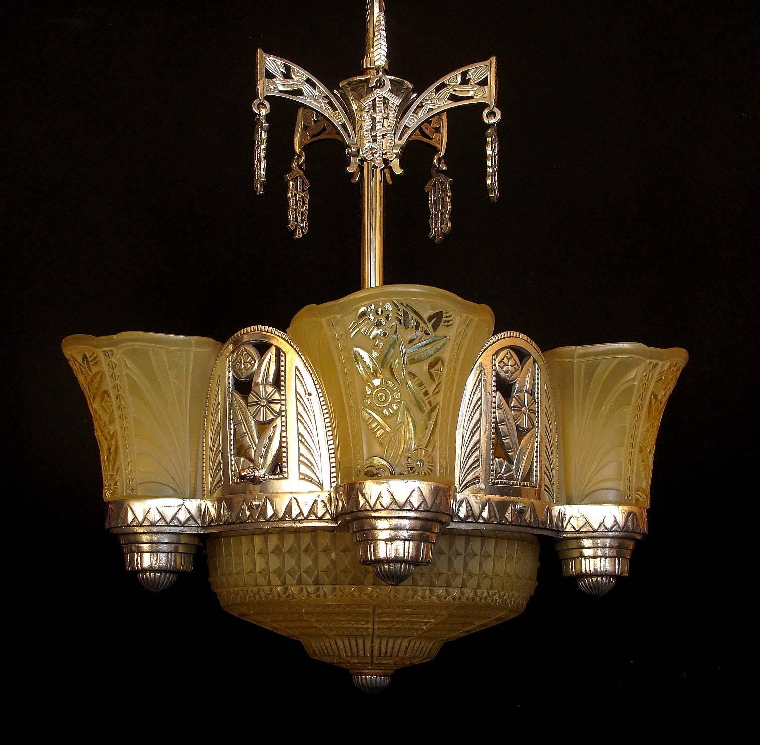 American Late 1920s Art Deco Chandelier