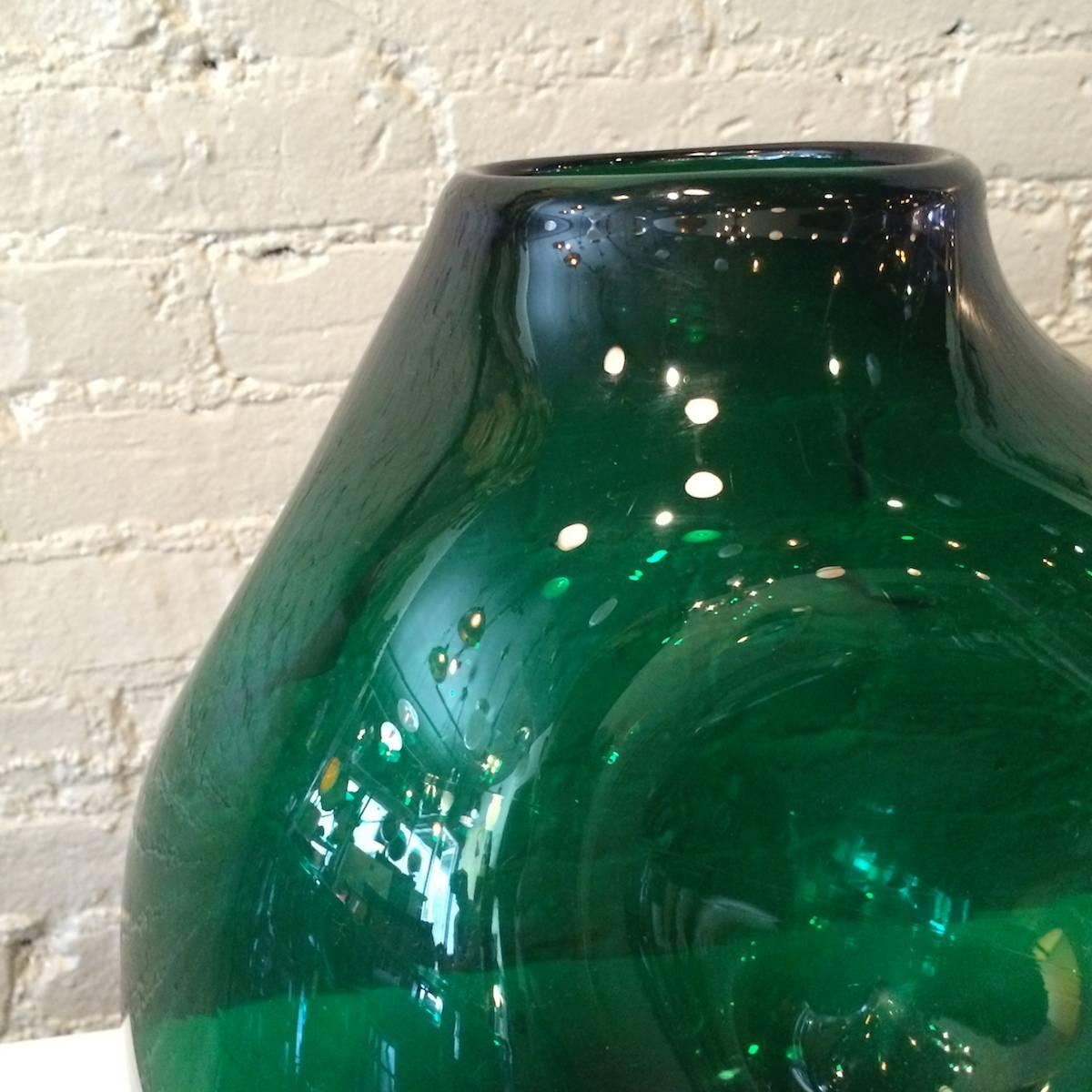 American Very Large Dimpled Emerald Glass Vessel by Winslow Anderson for Blenko