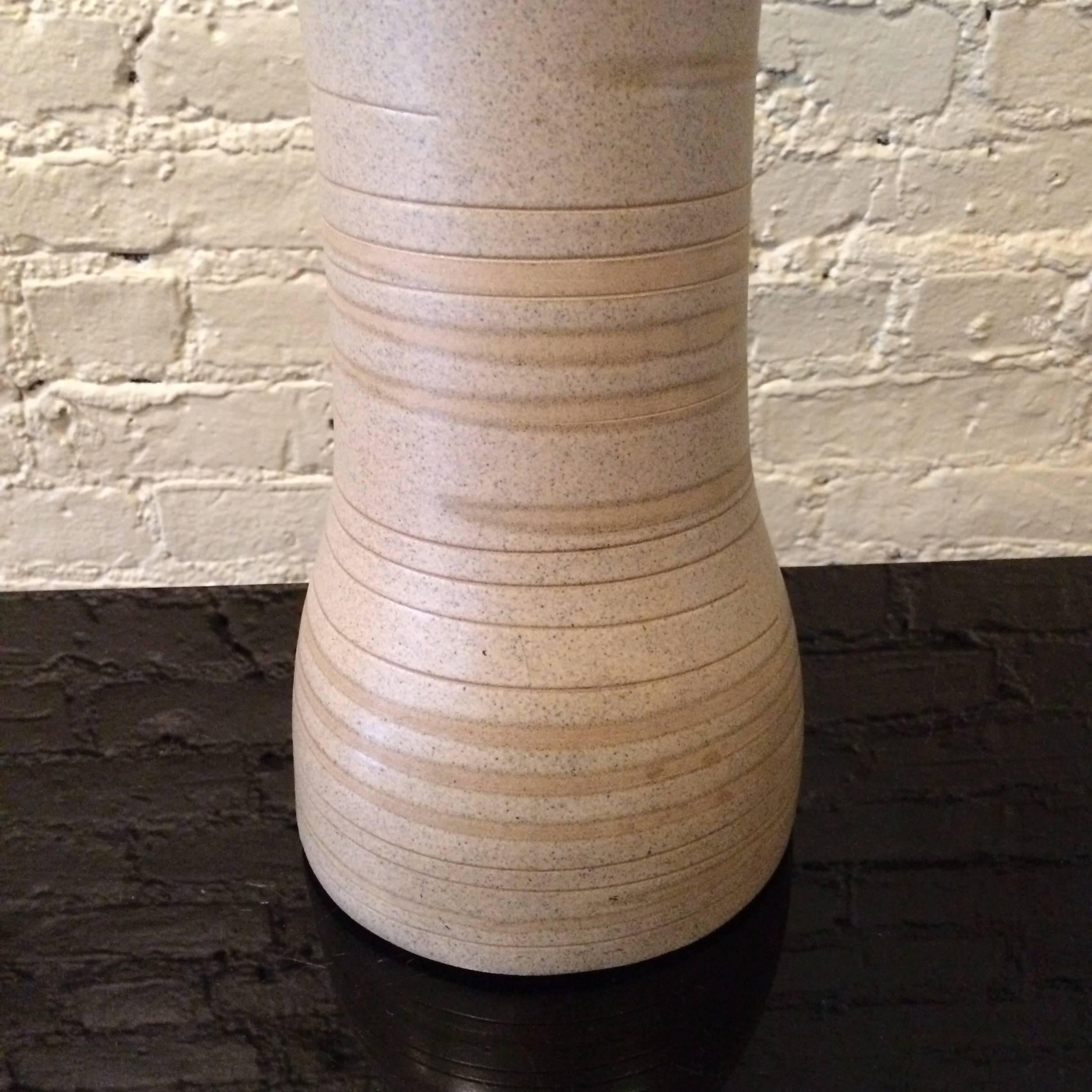 Tall Stacked Art Pottery Table Lamp by Gordon Martz for Marshall Studios In Good Condition For Sale In Brooklyn, NY