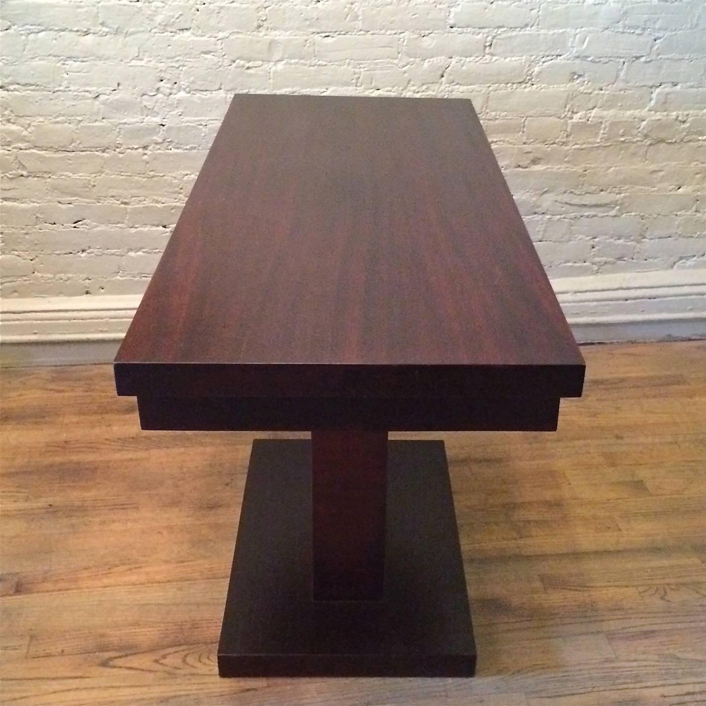 Mid-Century Mahogany Console Table In Excellent Condition In Brooklyn, NY