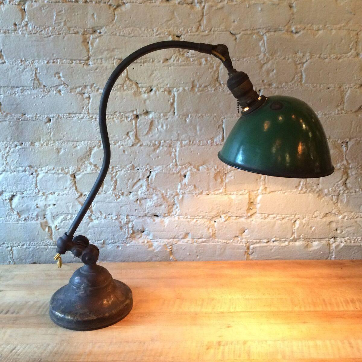 Early Rare O.C. White Industrial Table Task Lamp In Good Condition In Brooklyn, NY