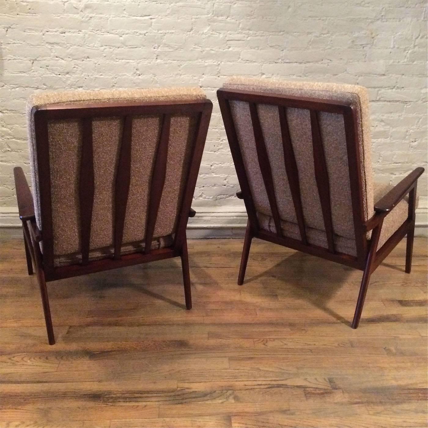 Mid-20th Century Pair of Italian High Back Beech Lounge Chairs