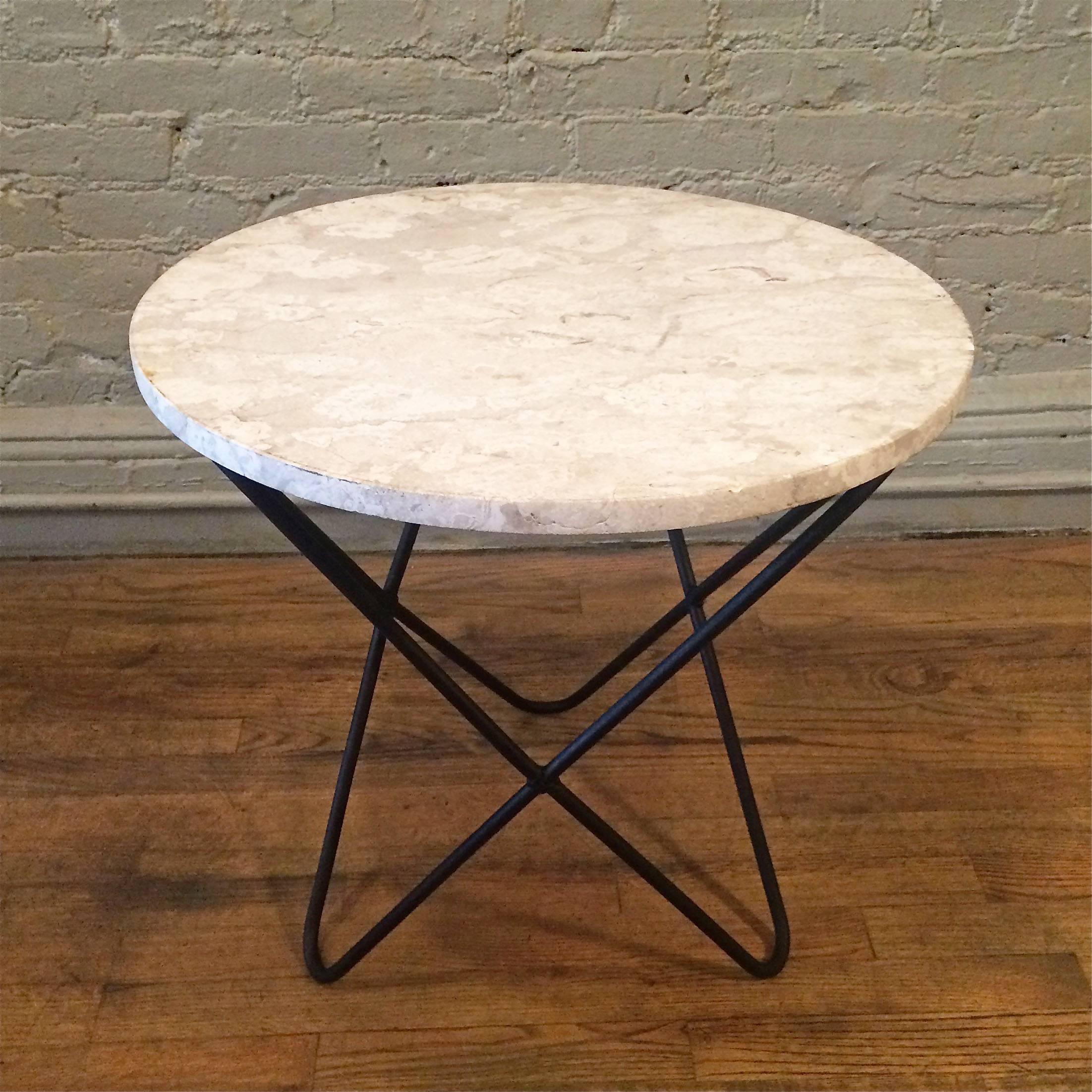 Travertine and Wrought Iron Butterfly Base Side Table In Excellent Condition In Brooklyn, NY