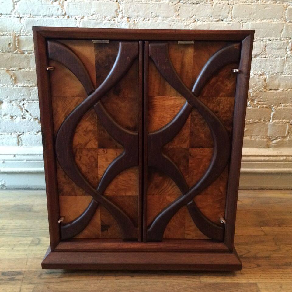 Impressive Hollywood Regency Raised Decorative Panel Nightstands In Good Condition In Brooklyn, NY