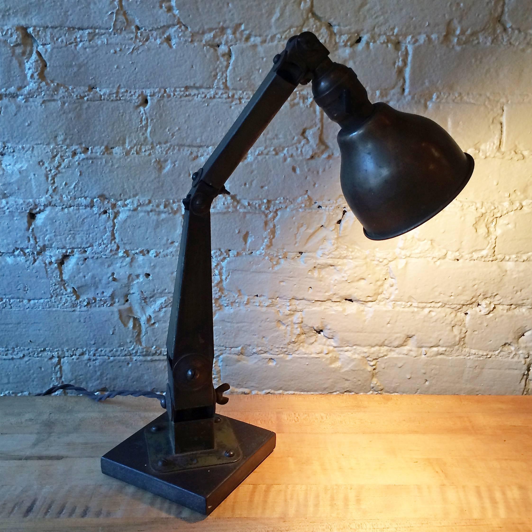 Industrial Articulating Desk Top Task Lamp In Good Condition For Sale In Brooklyn, NY