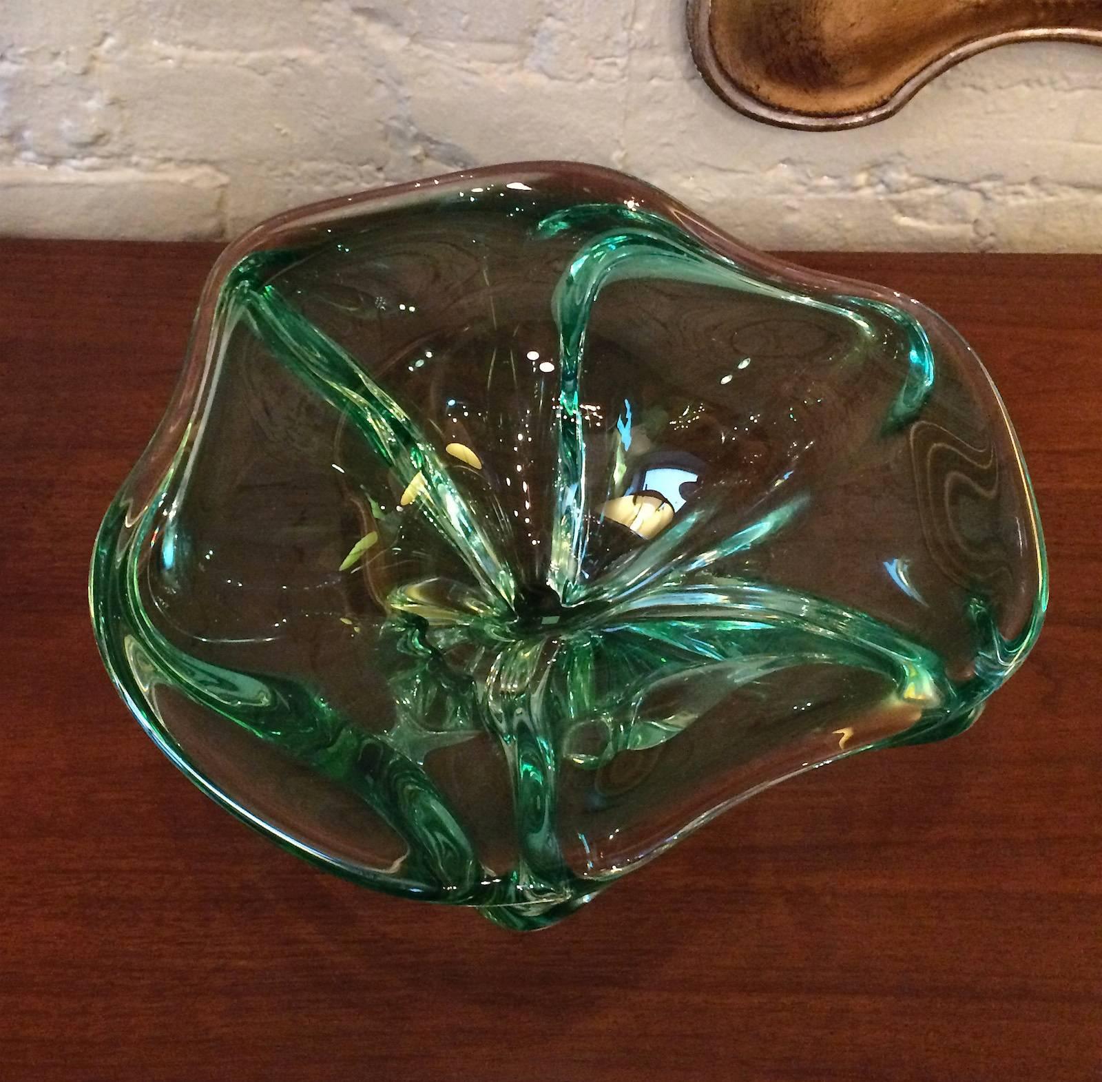 Mid-Century Modern Free-Form Murano Glass Candy Dish Bowl