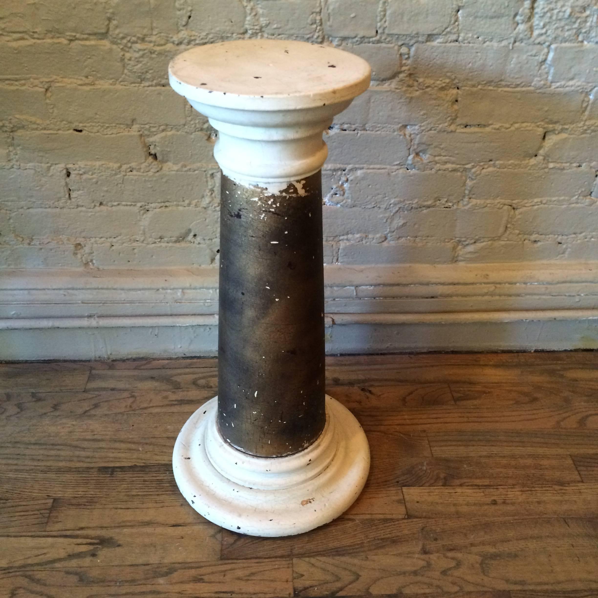 decorative pedestal stand