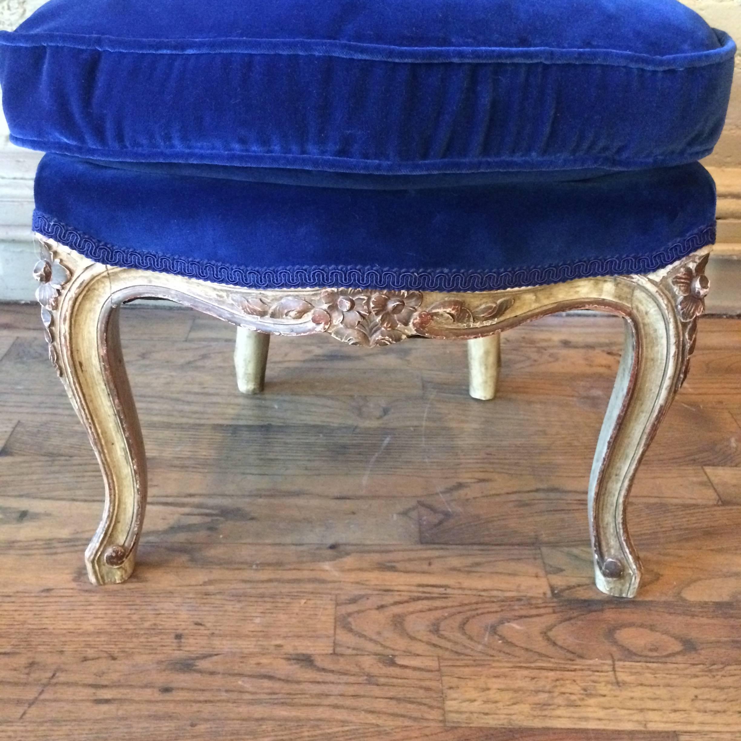 Louis XVI Style Petite Carved Gilded Mahogany Vanity Chair 3