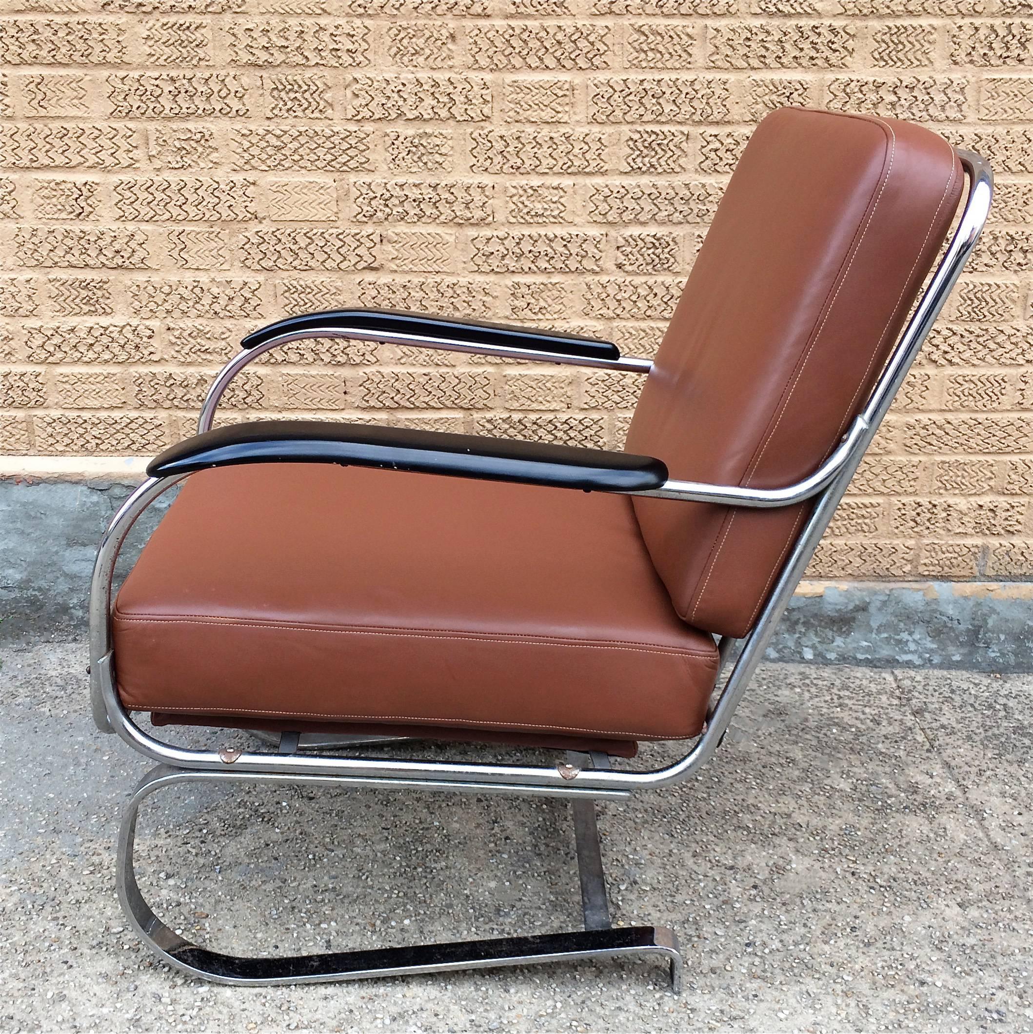 Art Deco Machine Age KEM Weber for Lloyd Chrome and Leather Lounge Chair For Sale