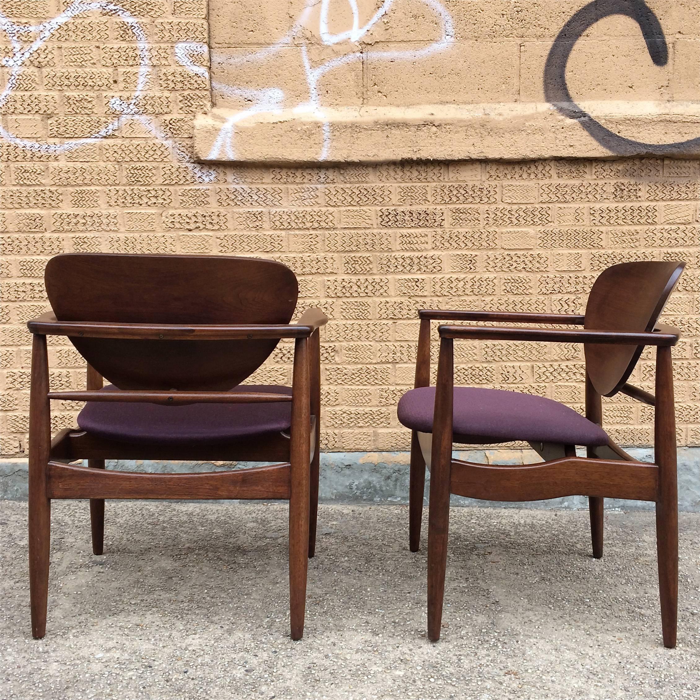 American Pair of Walnut Armchairs By Finn Juhl For John Stuart