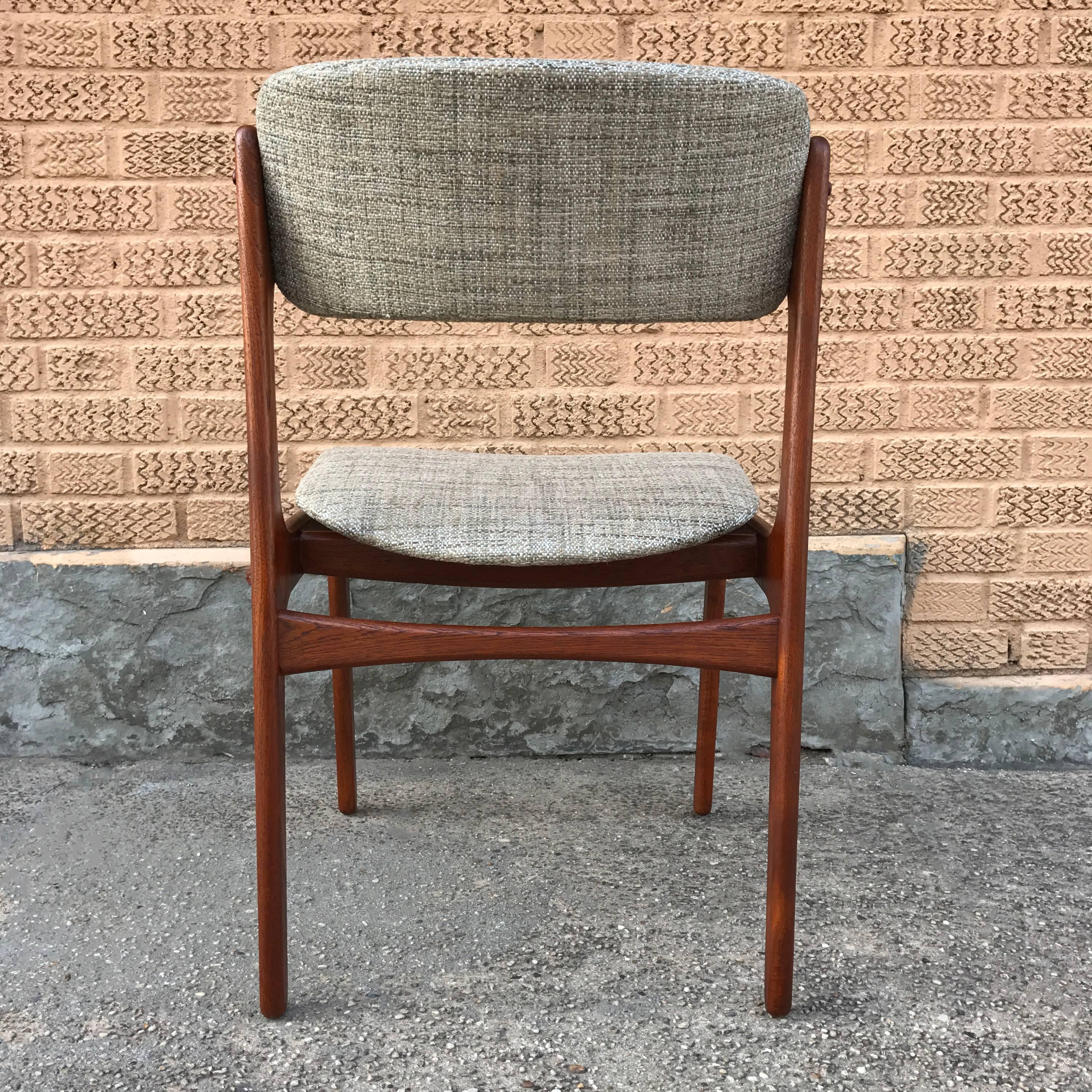 Set of Eight Erik Buck “Model 49” Teak Dining Chairs In Excellent Condition In Brooklyn, NY