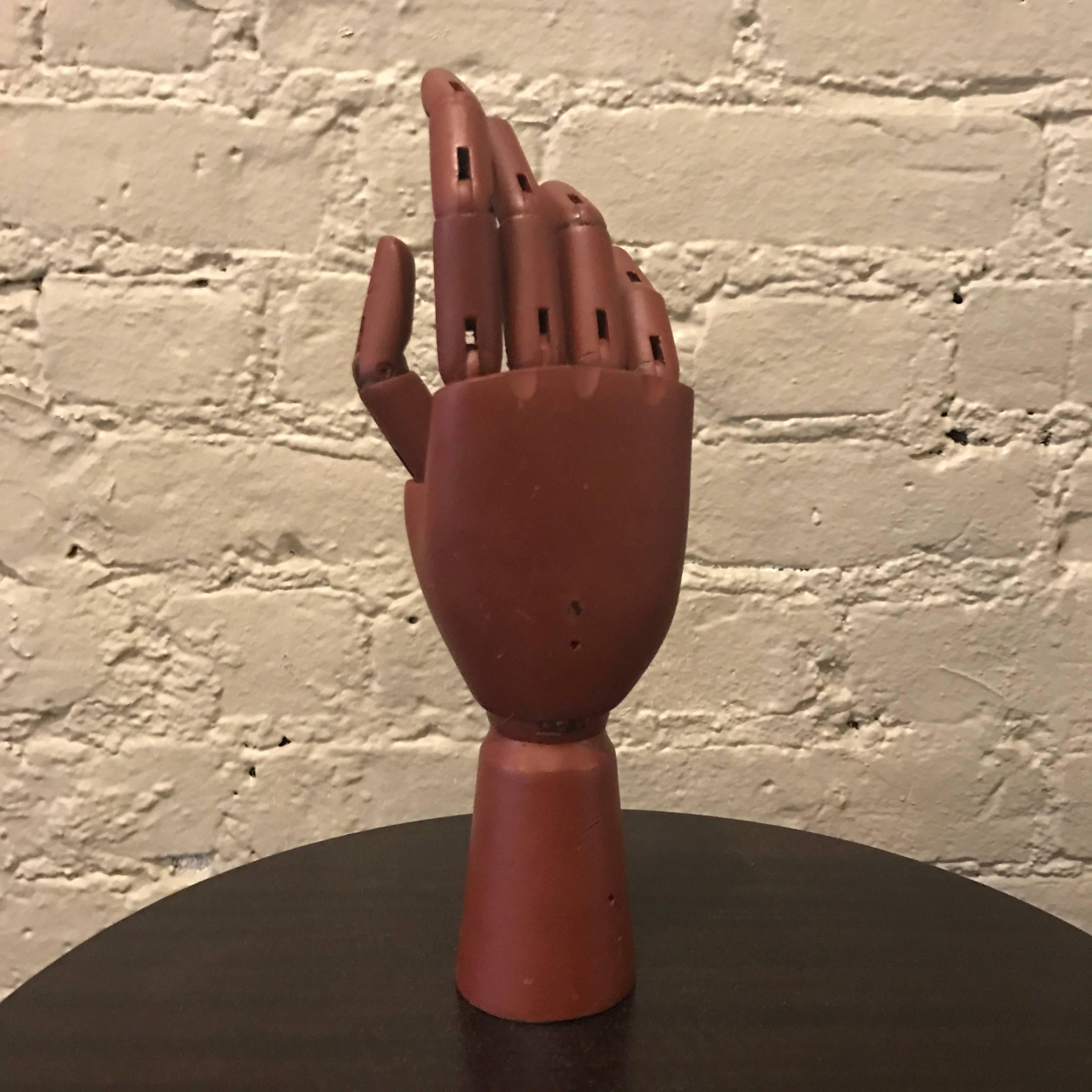 Articulating Mahogany Artist Hand Model 1