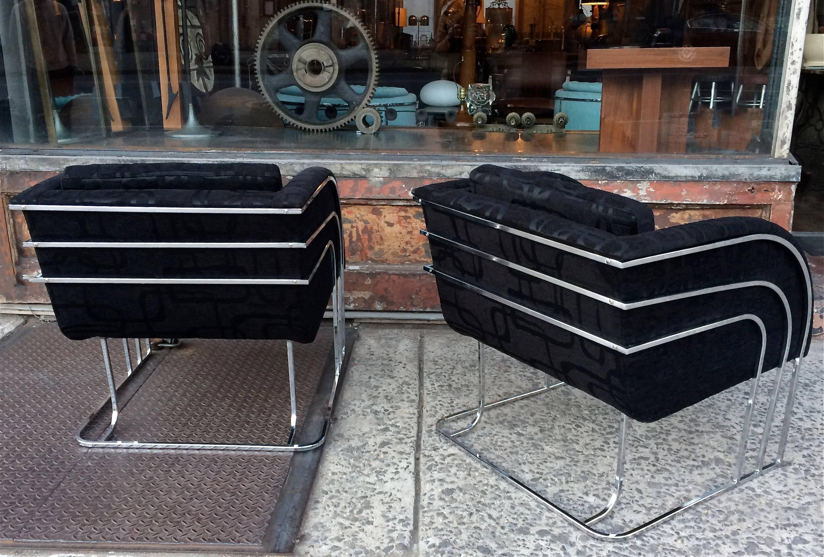 Pair of Chrome Lounge Chairs by Milo Baughman for Thayer Coggin In Excellent Condition In Brooklyn, NY