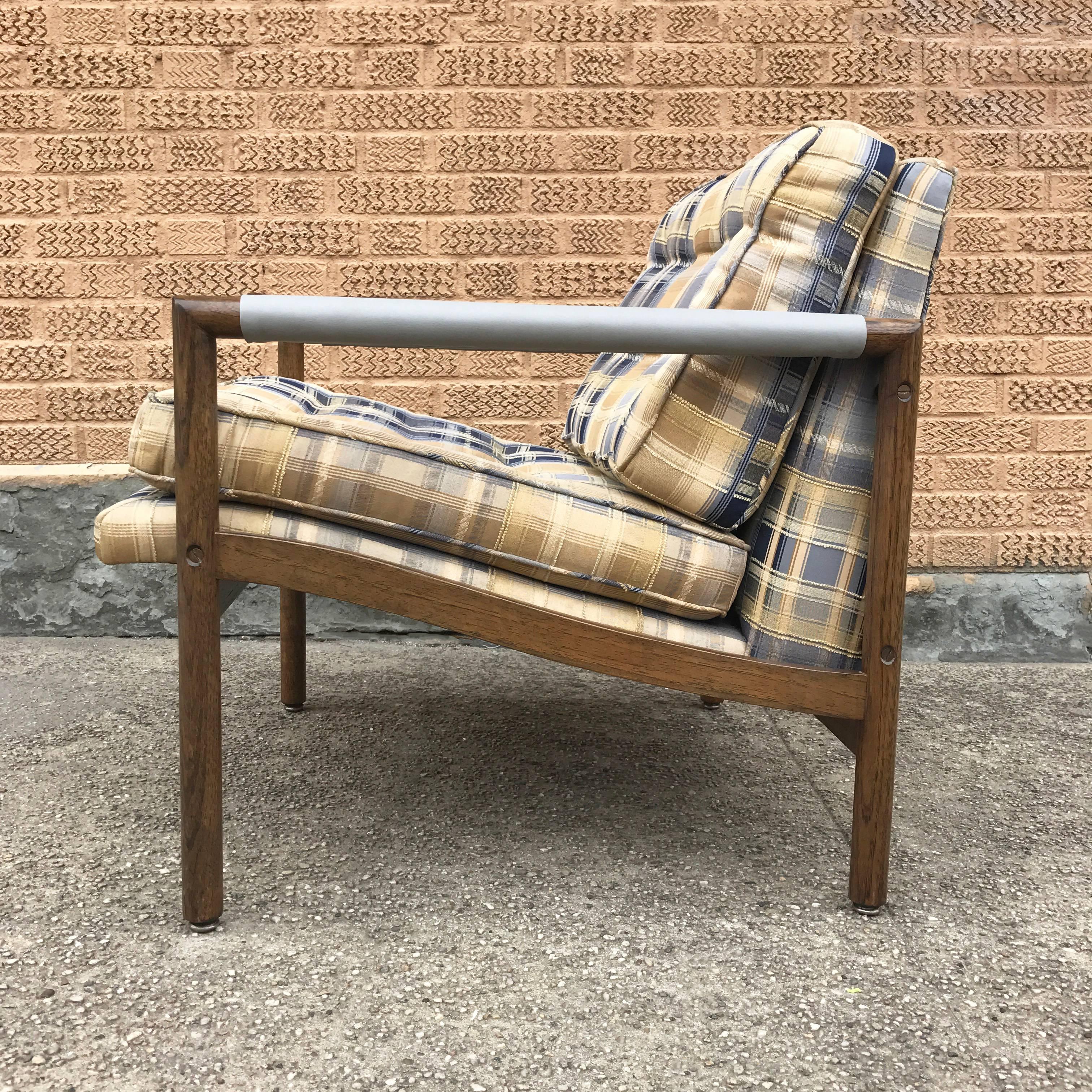 Pair of Mid-Century Modern Harvey Probber Style Upholstered Club Chairs 1