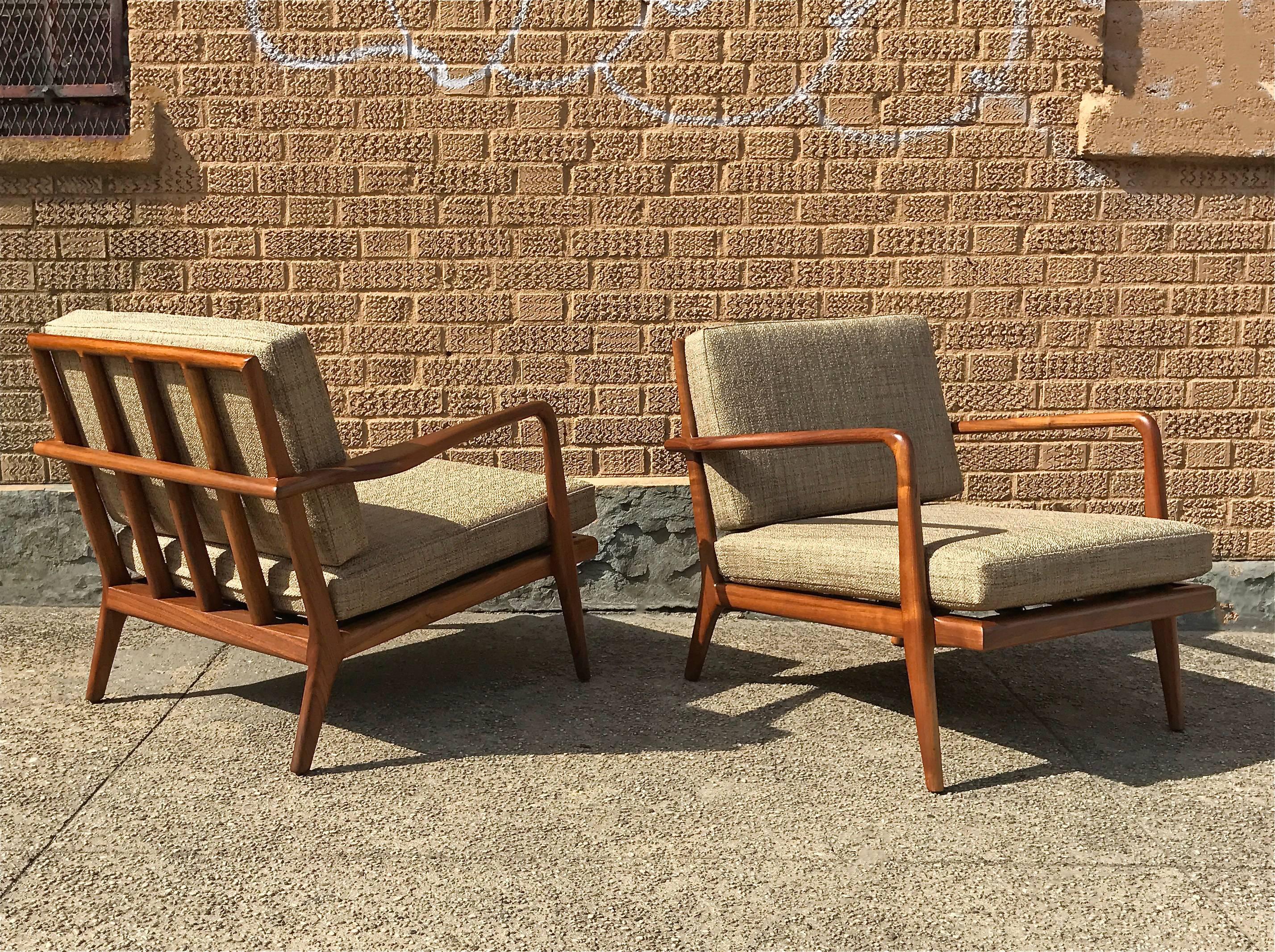 American Pair of Mid-Century Modern Walnut Lounge Chairs by Mel Smilow