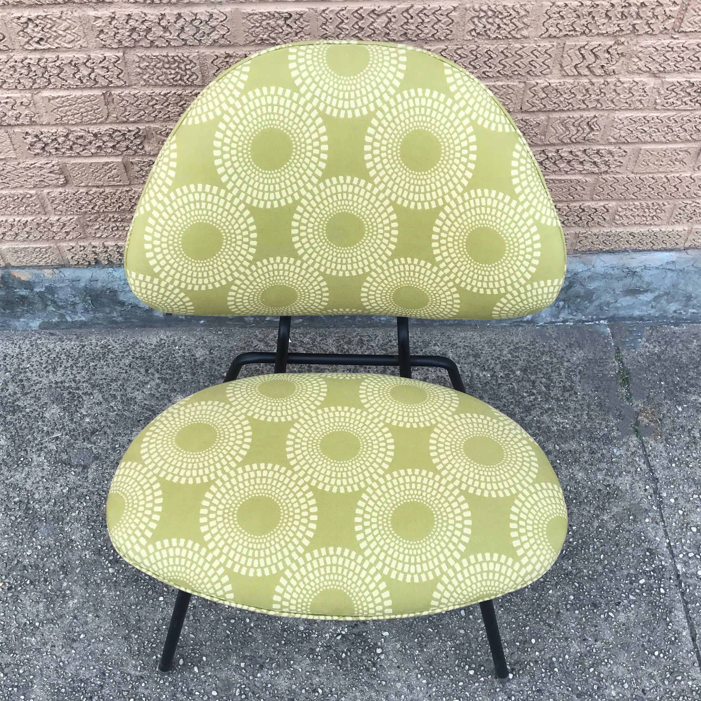 Mid-Century Modern Upholstered Lounge Slipper Chair 1